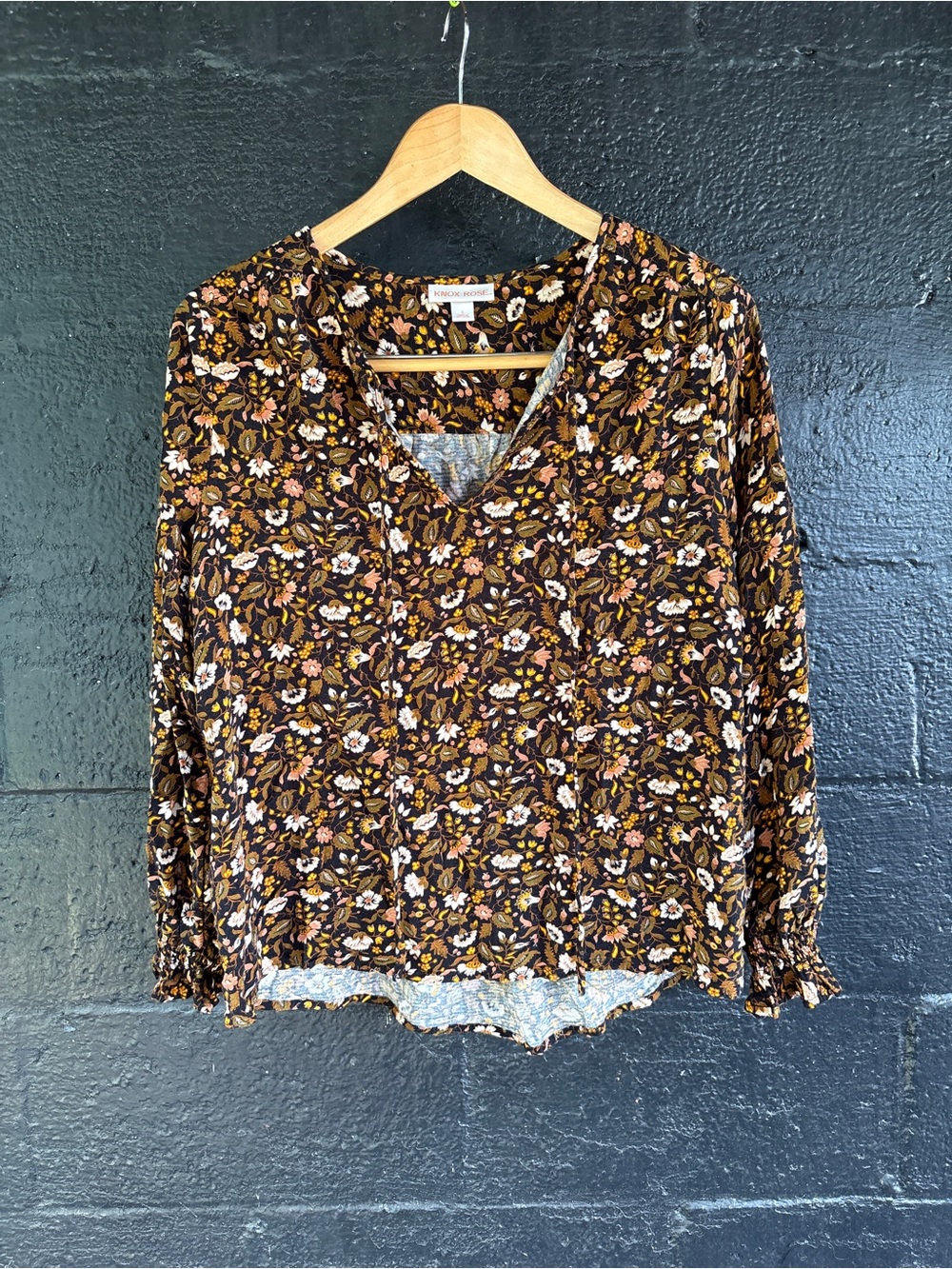 Knox Rose Brown Floral V-Neck Long Sleeve Blouse